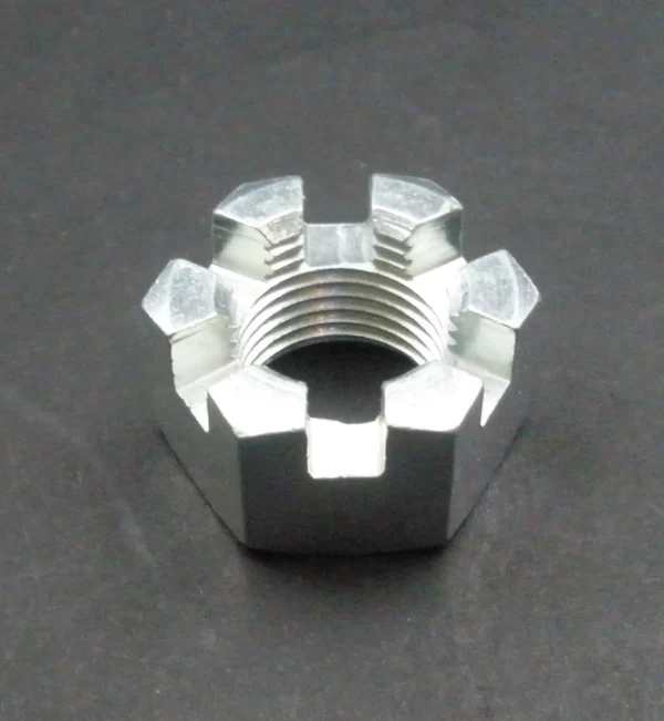 REAR HUB CASTLE NUT R/H